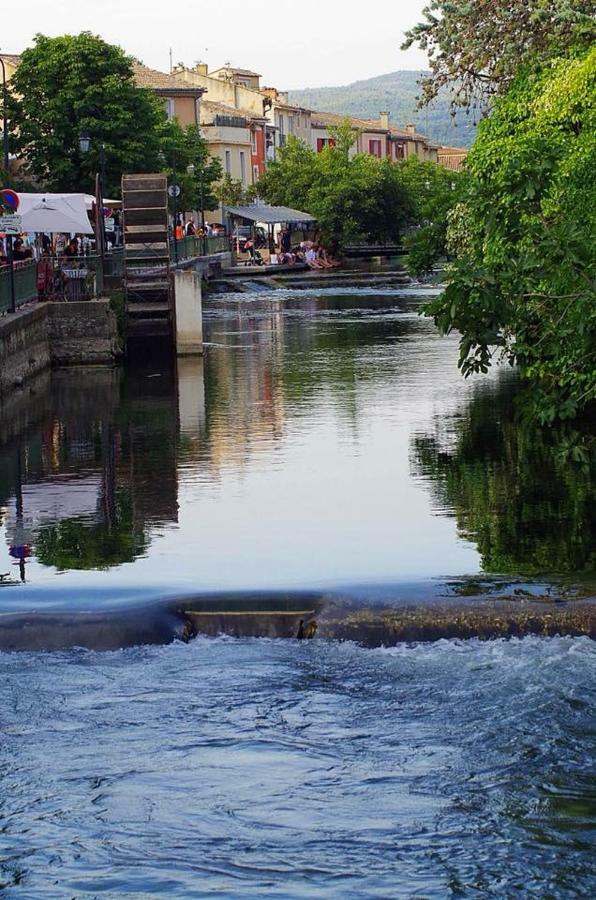 Mas Et Gite De La Picholine L'Isle-sur-la-Sorgue Kültér fotó